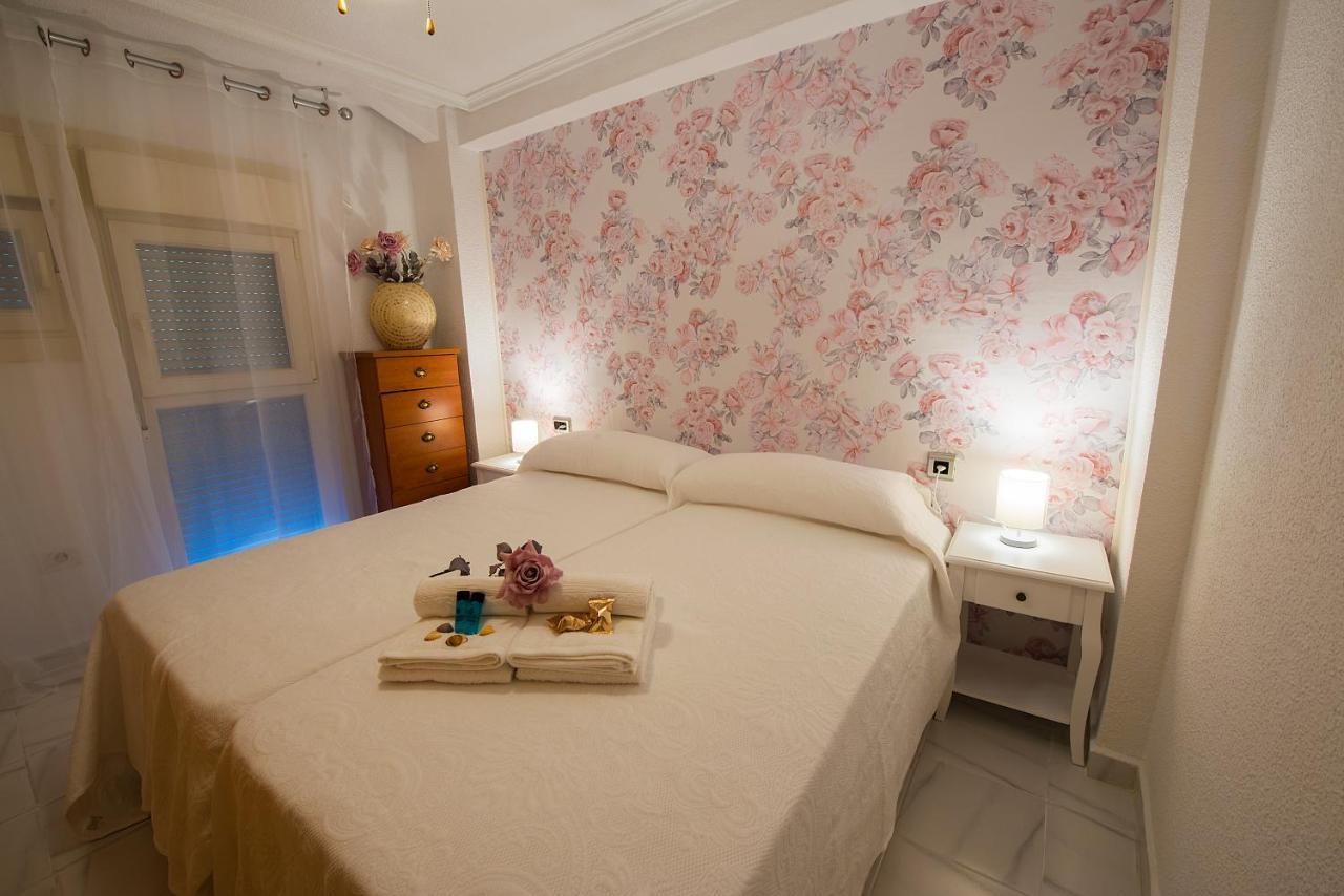 Las Damas Premium 23F Beach Front - Pool & Parking Benidorm Buitenkant foto